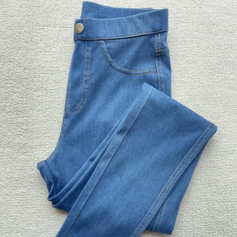 Elastic Jeans